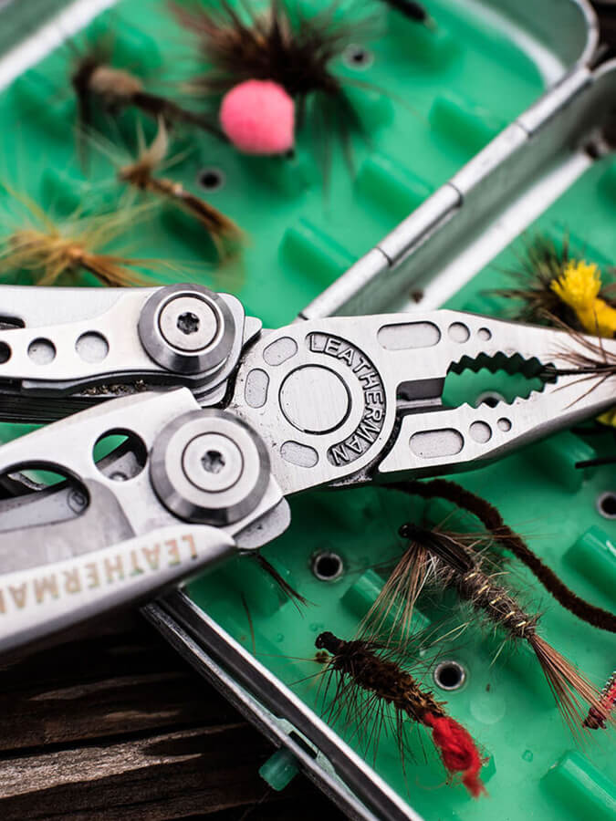 Leatherman Skeletool Pocket Multi-Tool - Stainless Steel